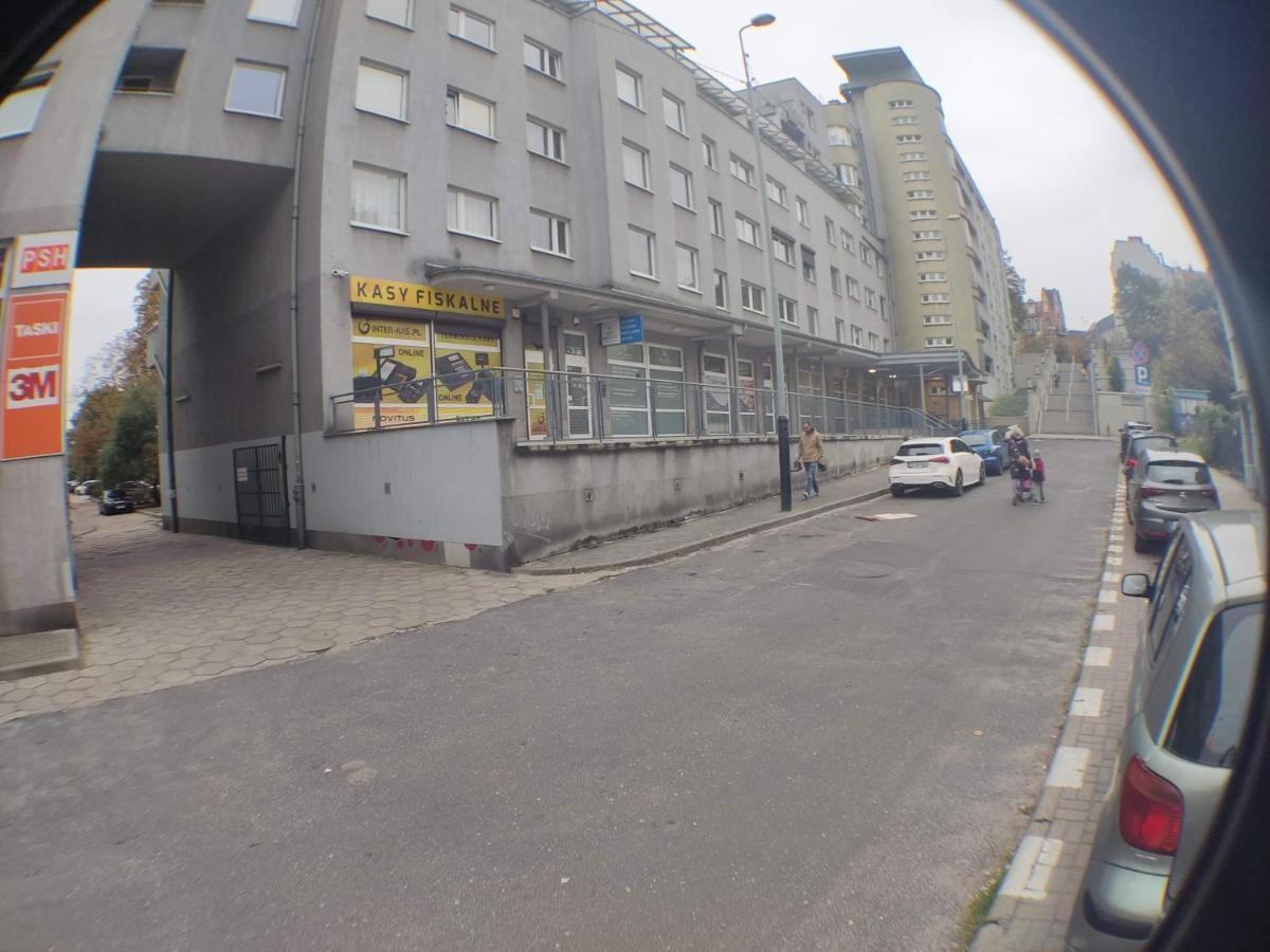 3030 Jana Spychalskiego 32 - Tanie Pokoje W Apartamencie - Samodzielne Zameldowanie - Self Check In 波兹南 外观 照片
