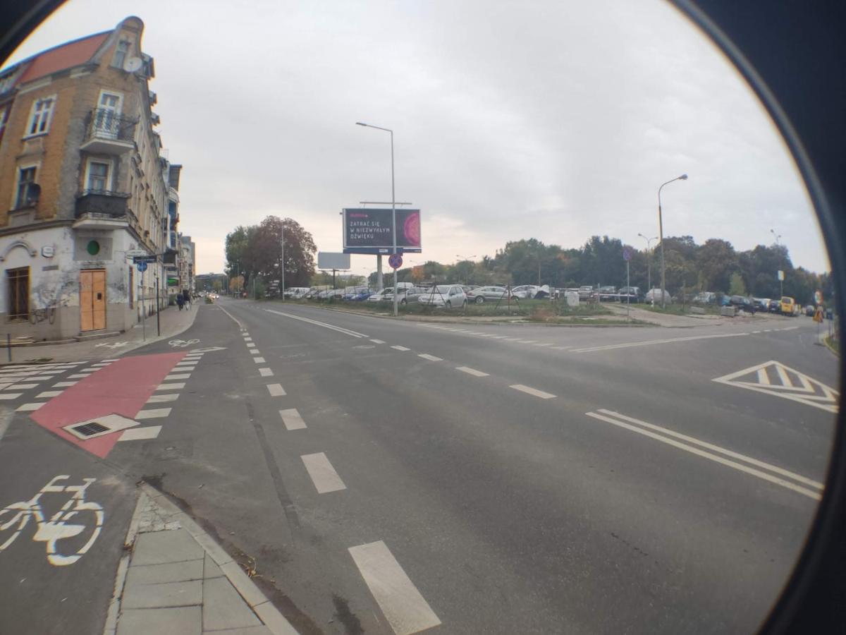 3030 Jana Spychalskiego 32 - Tanie Pokoje W Apartamencie - Samodzielne Zameldowanie - Self Check In 波兹南 外观 照片