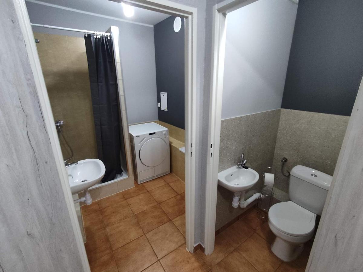 3030 Jana Spychalskiego 32 - Tanie Pokoje W Apartamencie - Samodzielne Zameldowanie - Self Check In 波兹南 外观 照片